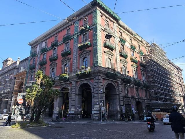 Appartamento in vendita a Municipalità 4, Campania