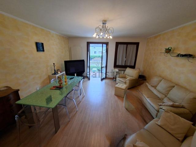 Appartamento in vendita a Comunità montana della valle Camonica, Esine