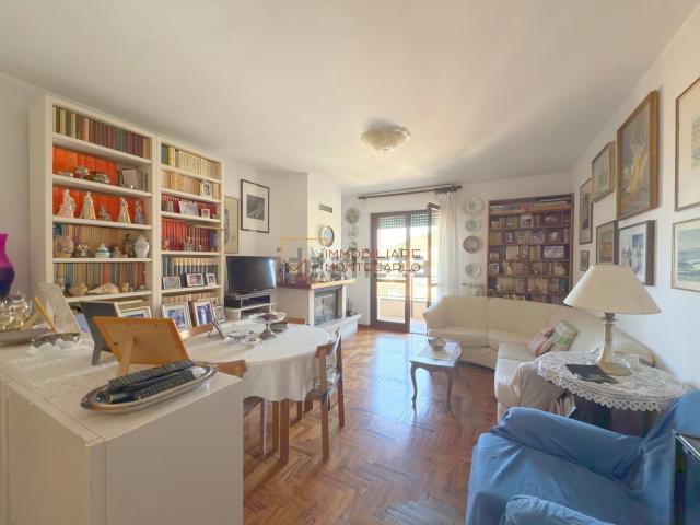 Appartamento in vendita a Vallecrosia, Liguria