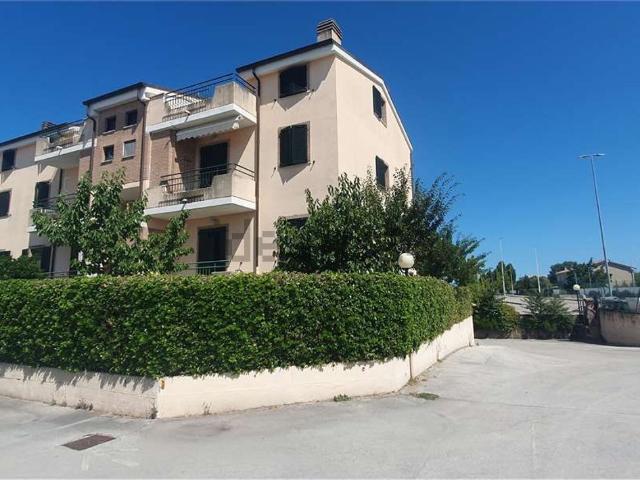 Appartamento in vendita a Osimo Stazione, Osimo