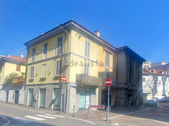 Appartamento in vendita a Centro, Gallarate
