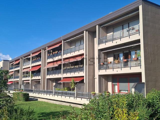 Appartamento in vendita a Prestino, Como