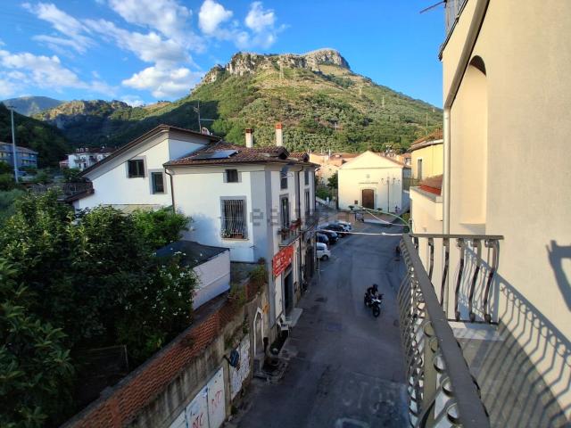 Appartamento in vendita a San Mango Piemonte, Campania