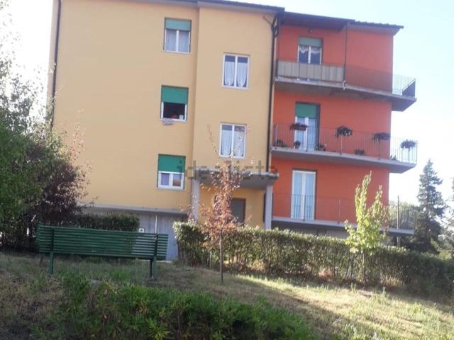 Appartamento in vendita a Larderello