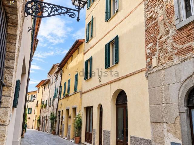 Appartamento in vendita a Lagoni, Monterotondo Marittimo
