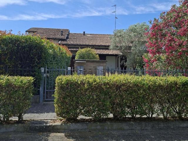 Appartamento in vendita a Fontevivo, Reggio Emilia