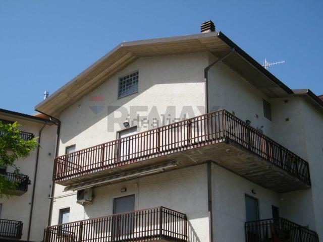 Appartamento in vendita a Lama Dei Peligni, Abruzzo