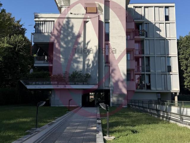Appartamento in vendita a Gallarate, Lombardia