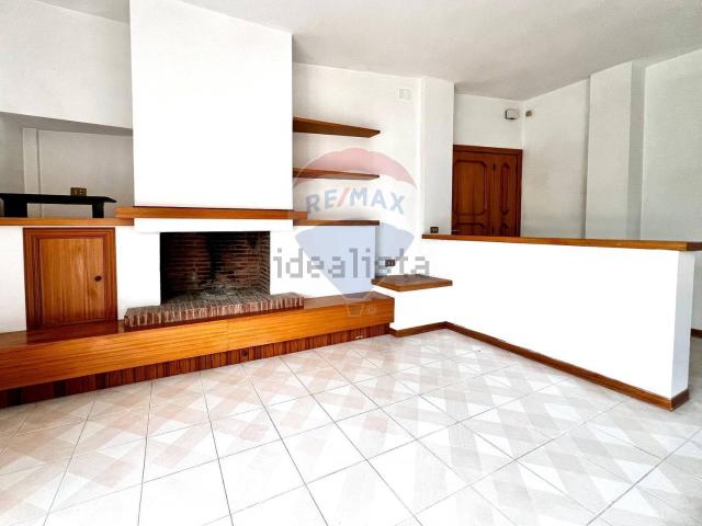 Appartamento in vendita a Colledimezzo, Abruzzo
