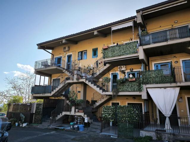 Appartamento in vendita a Aci Sant'antonio, Sicilia