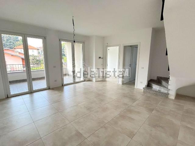 Appartamento in vendita a Maccio, Villa Guardia