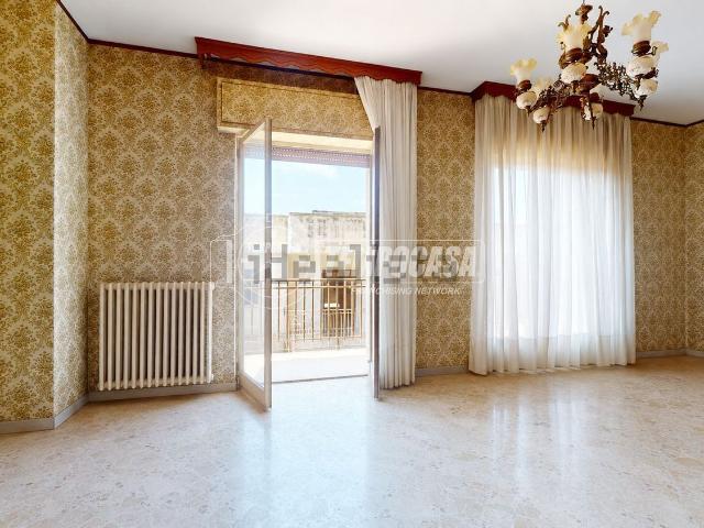 Appartamento in vendita a Puglia, Bari