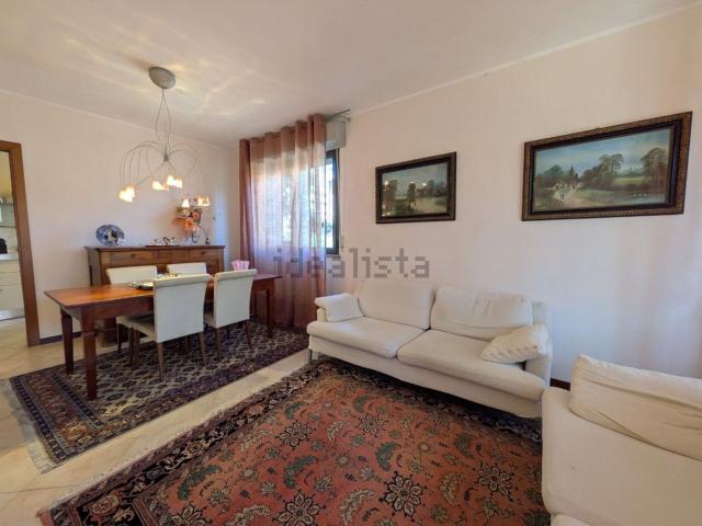 Appartamento in vendita a Miralfiore, Marche