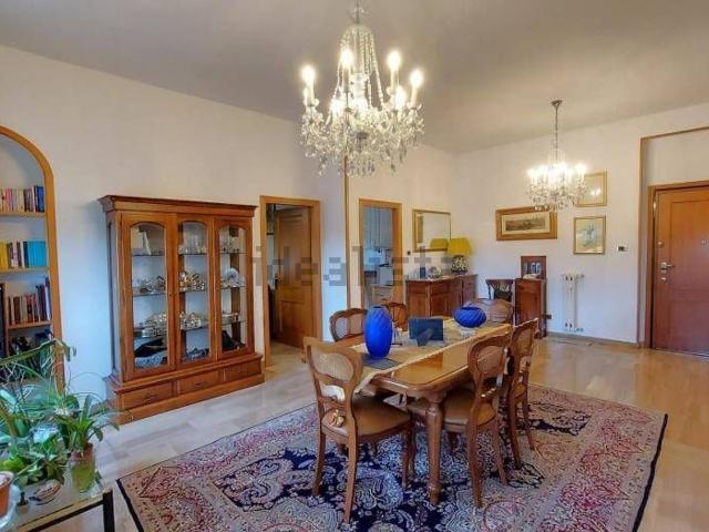 Appartamento in vendita a Rione Porto, Senigallia
