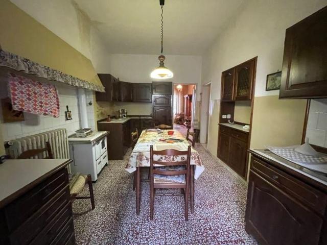 Appartamento in vendita a Massa Marittima, Toscana