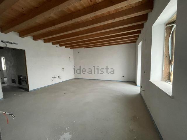 Appartamento in vendita a Erbè, Veneto