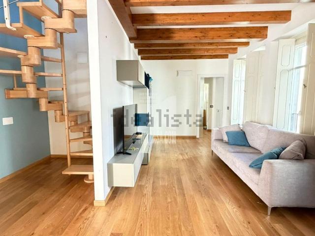Appartamento in vendita a Treviglio, Lombardia