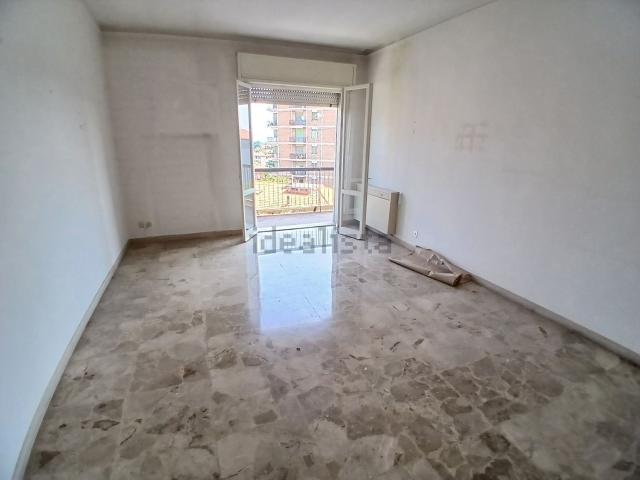 Appartamento in vendita a Re, Reggio Emilia