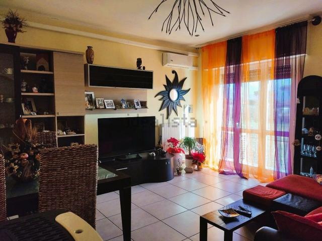 Appartamento in vendita a Luni, Liguria
