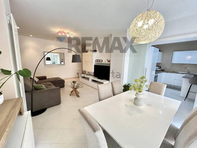 Appartamento in vendita a Lovere, Lombardia