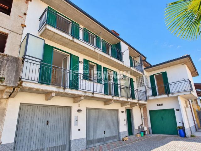 Appartamento in vendita a Cerano, Novara