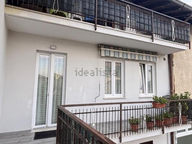 Appartamento in vendita a Veniano, Lombardia
