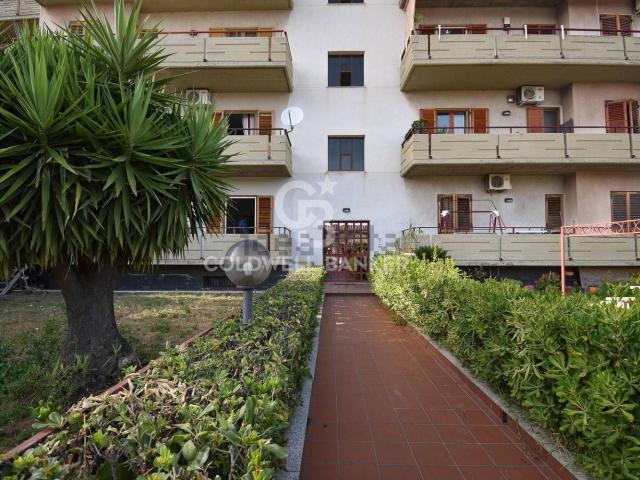 Appartamento in vendita a Giarre, Catania