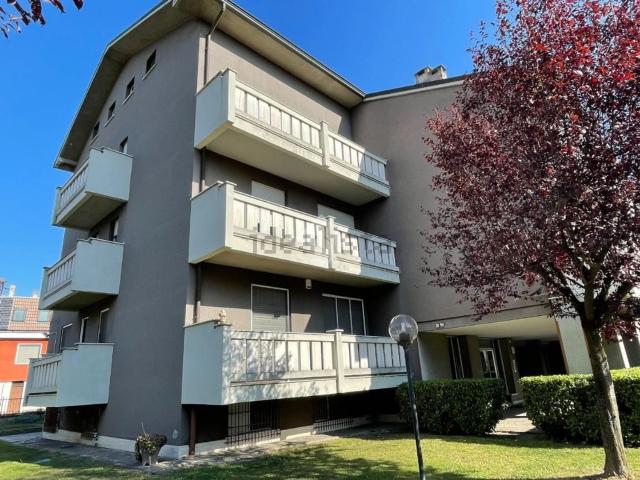 Appartamento in vendita a Peschiera Borromeo, Lombardia