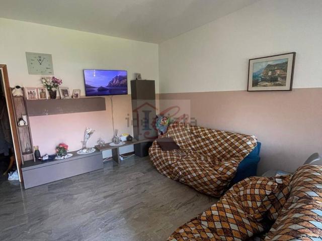 Appartamento in vendita a Bonate Sotto, Lombardia