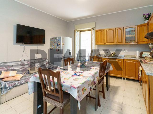 Appartamento in vendita a Valverde, Sicilia