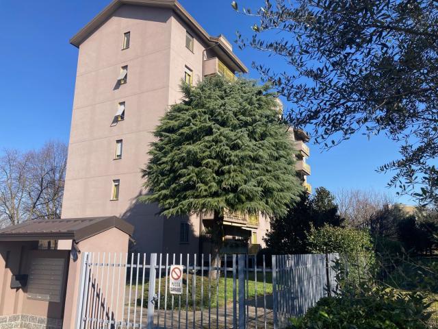 Appartamento in vendita a Gorgonzola, Lombardia