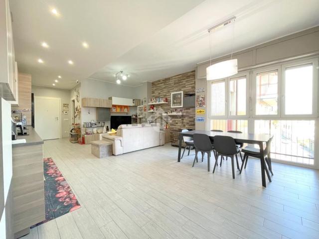 Appartamento in vendita a Cornaredo, Lombardia
