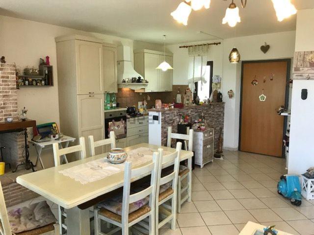 Appartamento in vendita a Izzalini, Umbria
