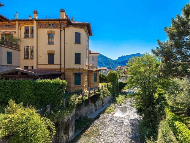 Attico in vendita a Loveno, Menaggio