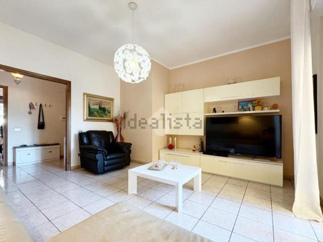 Appartamento in vendita a Mezzana, Prato