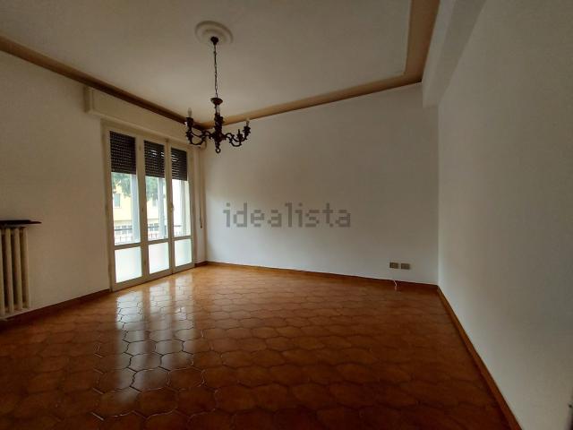 Appartamento in vendita a Pesaro, Pesaro E Urbino