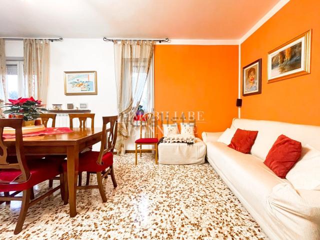Appartamento in vendita a Bustecche, Varese