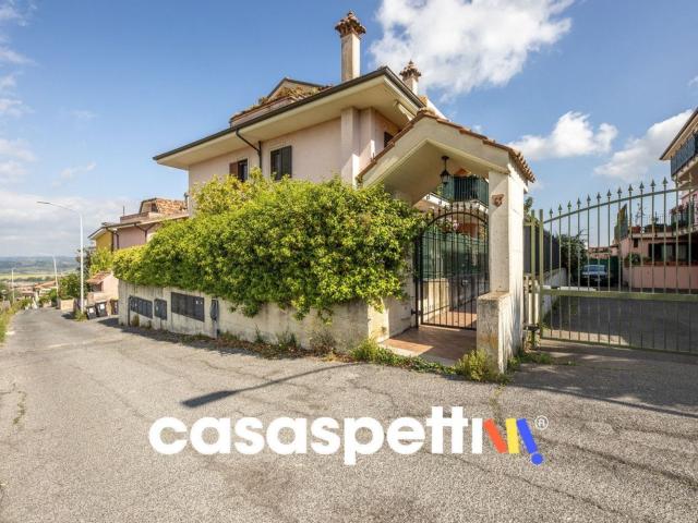 Appartamento in vendita a Roma Capitale, Lazio
