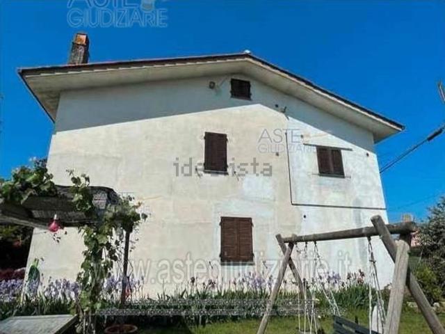 Appartamento in vendita a Ponte Buggianese, Toscana
