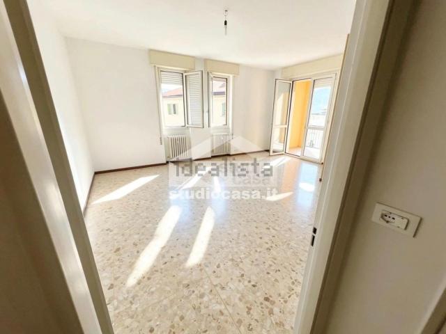 Appartamento in vendita a Carassone, Lovere