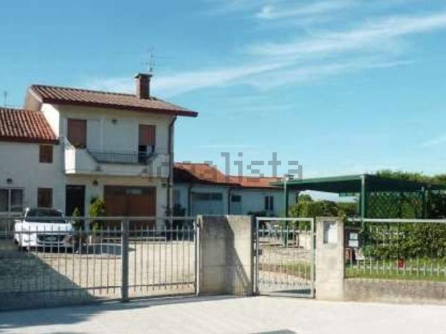 Appartamento in vendita a Boschi Sant'Anna, Verona