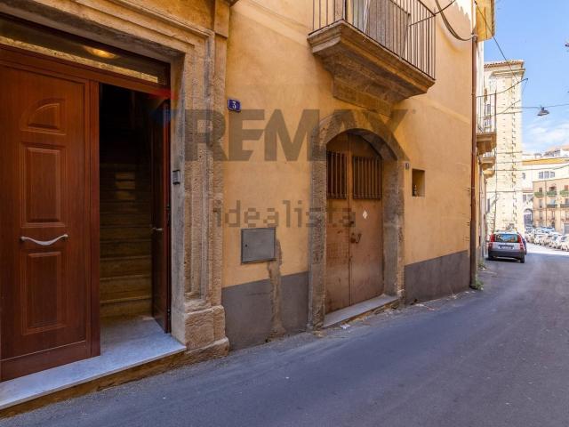 Appartamento in vendita a Canalotto, Caltagirone