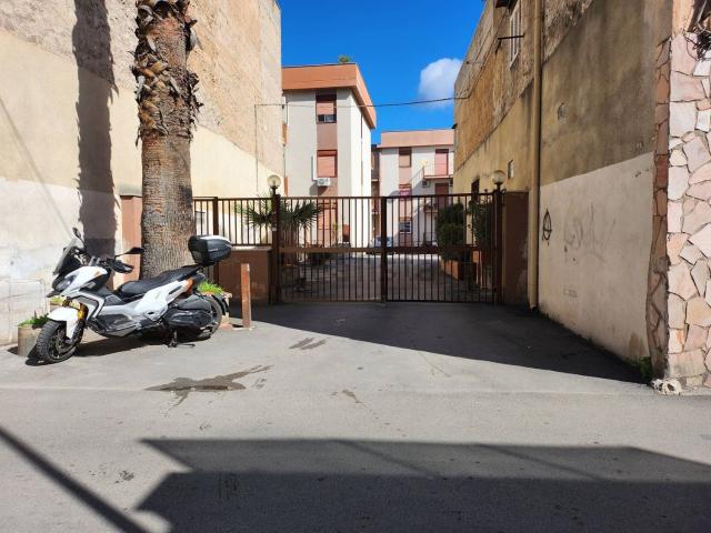 Appartamento in vendita a VI Circoscrizione, Palermo