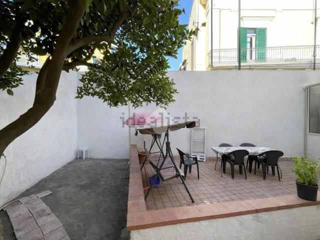 Appartamento in vendita a Portici, Campania
