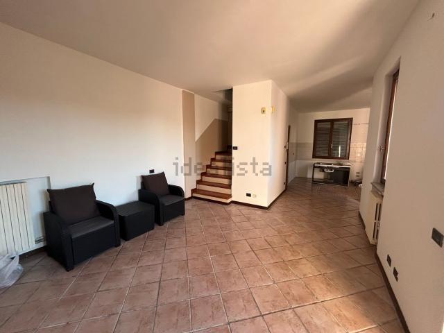 Appartamento in vendita a Bernareggio, Lombardia