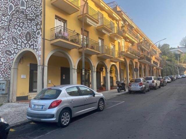 Appartamento in vendita a Maugeri, Valverde