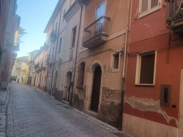 Appartamento in vendita a San Potito Ultra, Campania