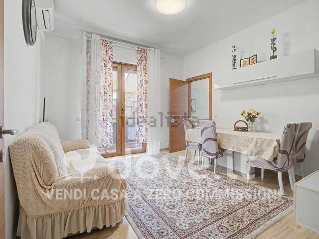 Appartamento in vendita a Sommacampagna, Veneto