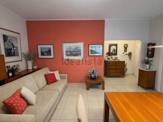 Appartamento in vendita a Mare, Marche