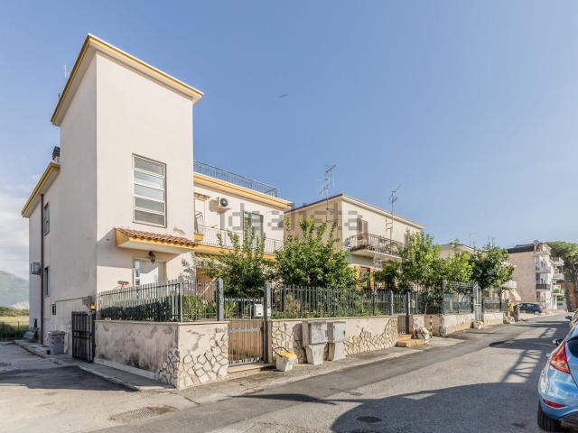 Appartamento in vendita a Latina Scalo, Latina